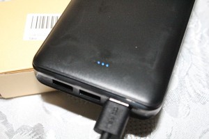 batteria-esterna-da-viaggio-per-smartphone-e-tablet