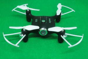 drone-giocattolo
